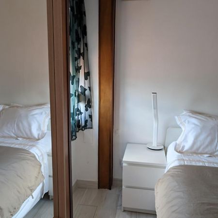 Free Wifi -Estrela Lapa- Tram 28 Apartman Lisboa Kültér fotó