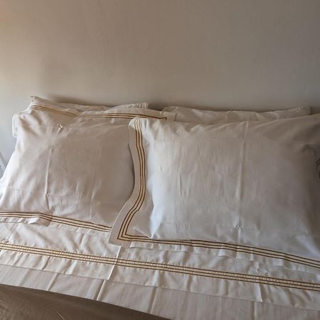 Free Wifi -Estrela Lapa- Tram 28 Apartman Lisboa Kültér fotó